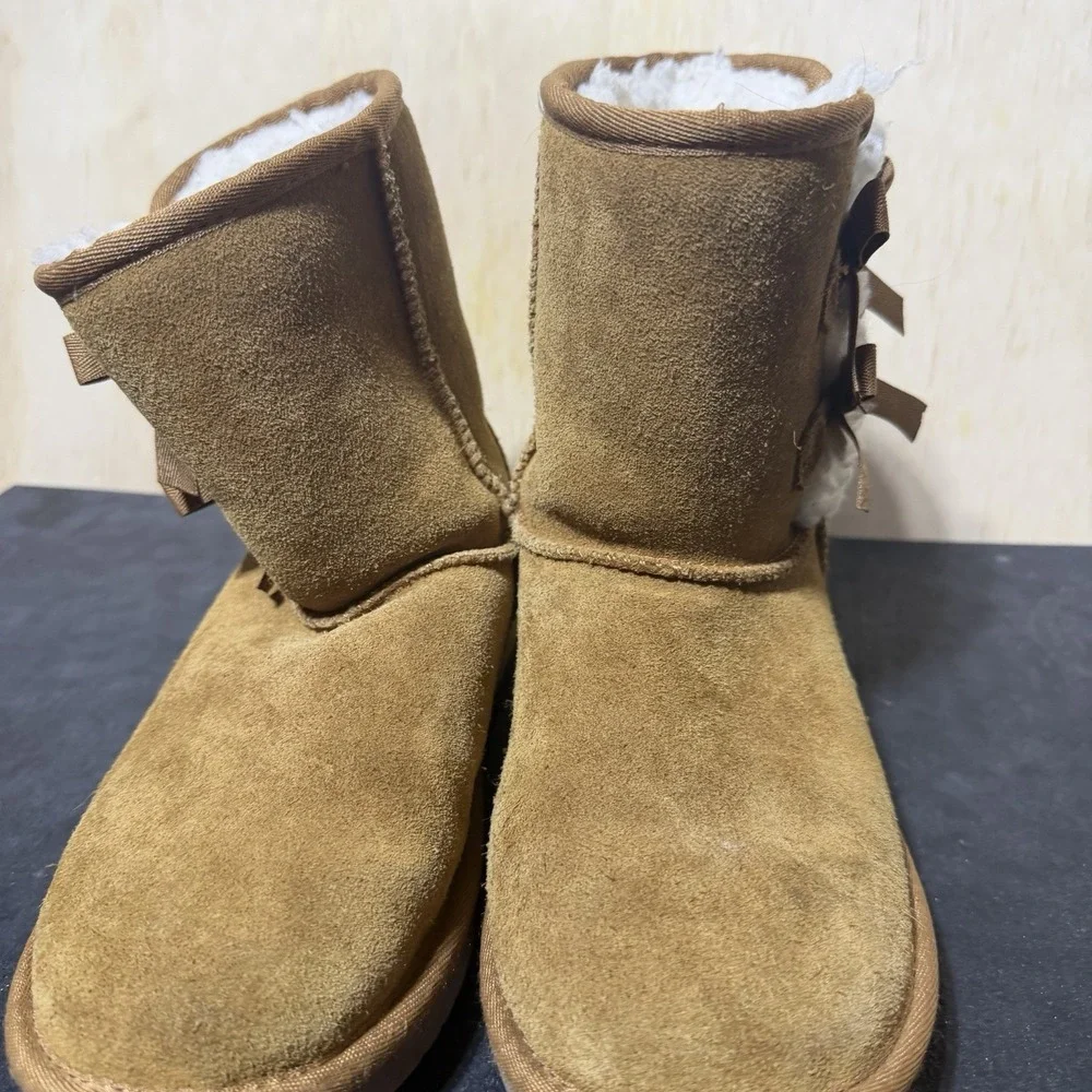 Koolaburra By UGG Womens Mini Boots Chestnut‎ Suede Shearling Bow US 3 Youth